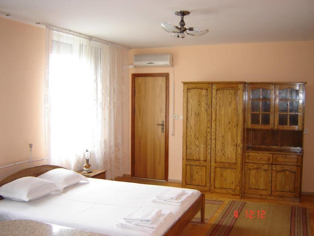 Kanclera Hotel Kaspichan المظهر الخارجي الصورة